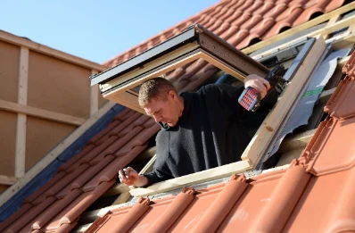 Pose de fenêtres de toit Velux à Mérélessart